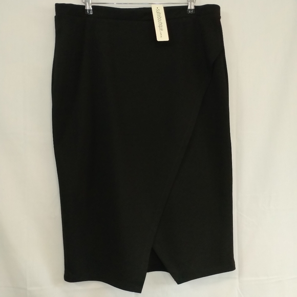 Suiteboutique Size 18 Black Pencil Midi Skirt NWT - Picture 6 of 12